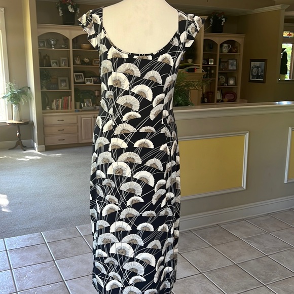 BCBGMAXAZRIA Dress Size Medium M Black Cream NWOT - Picture 7 of 11